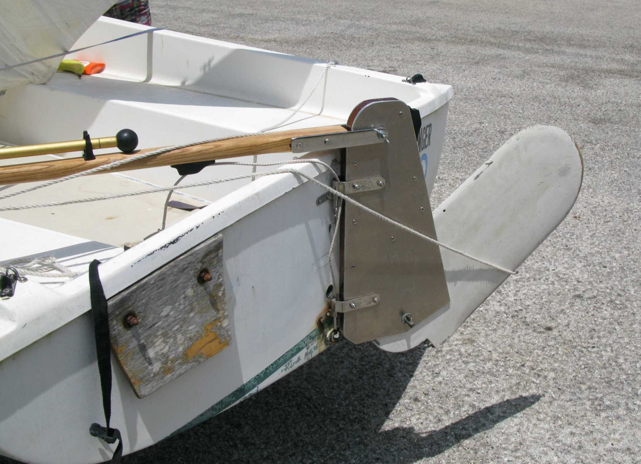 New Rudder Head with Tiller.JPG